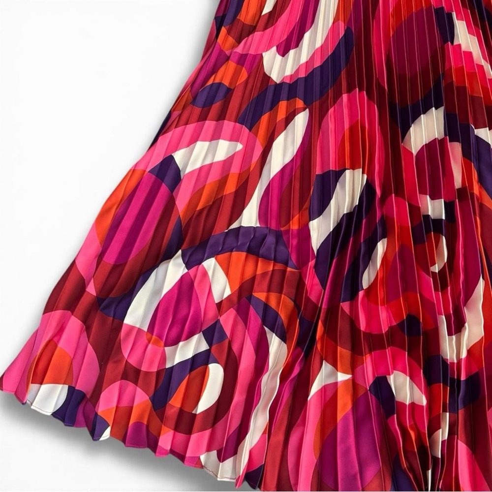 NY & Co Halter Neck Pleated Flowy Dress Knee High Length Pink Red Purple M - Picture 5 of 9